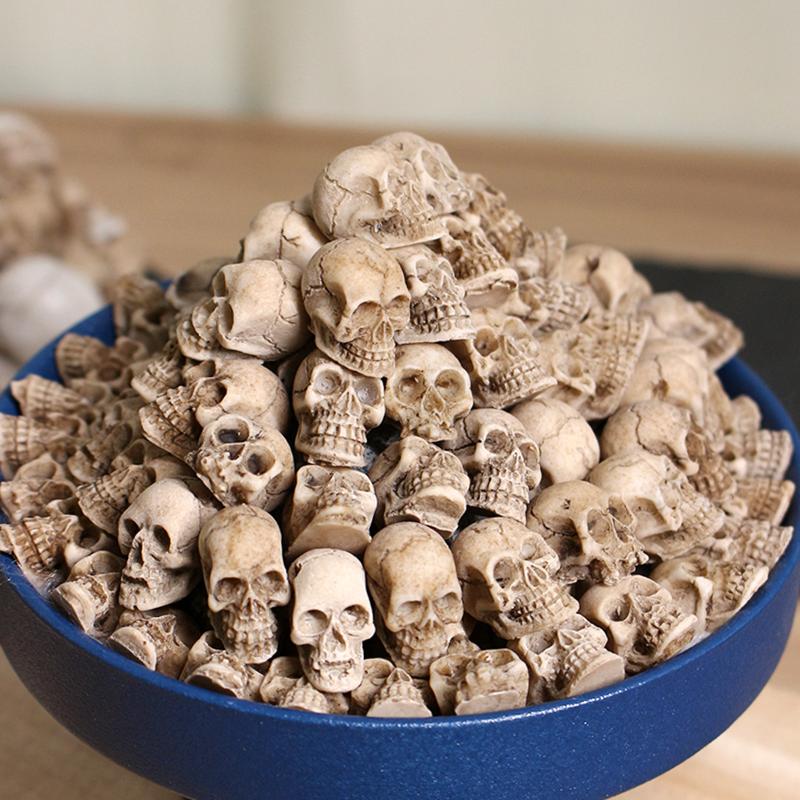 Mini Skull Figurines 20Pcs Col - огляд і ціна Vintage Collectibles Store